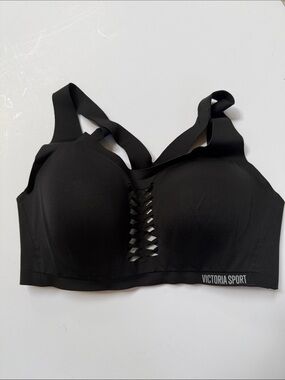 Victoria Sport Black Lattice-Front Sports Bra